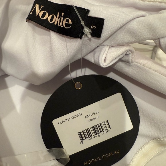 NWT Revolve Nookie Flaunt Cutout White Gown Maxi Dress Strapless White Small - Picture 7 of 8